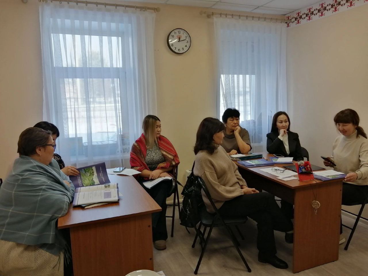 Международный день родного языка прошел в Центре телеутского языка Международный день родного языка прошел в Центре телеутского языка