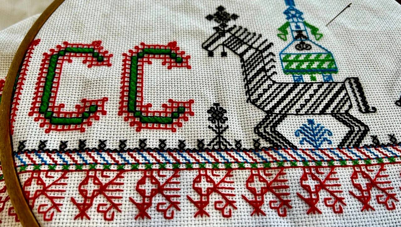 Кузбасские мастерицы по традиционной народной вышивке примут участие во Всероссийском фестивале «Вышитая России» в Чувашии Кузбасские мастерицы по традиционной народной вышивке примут участие во Всероссийском фестивале «Вышитая России» в Чувашии