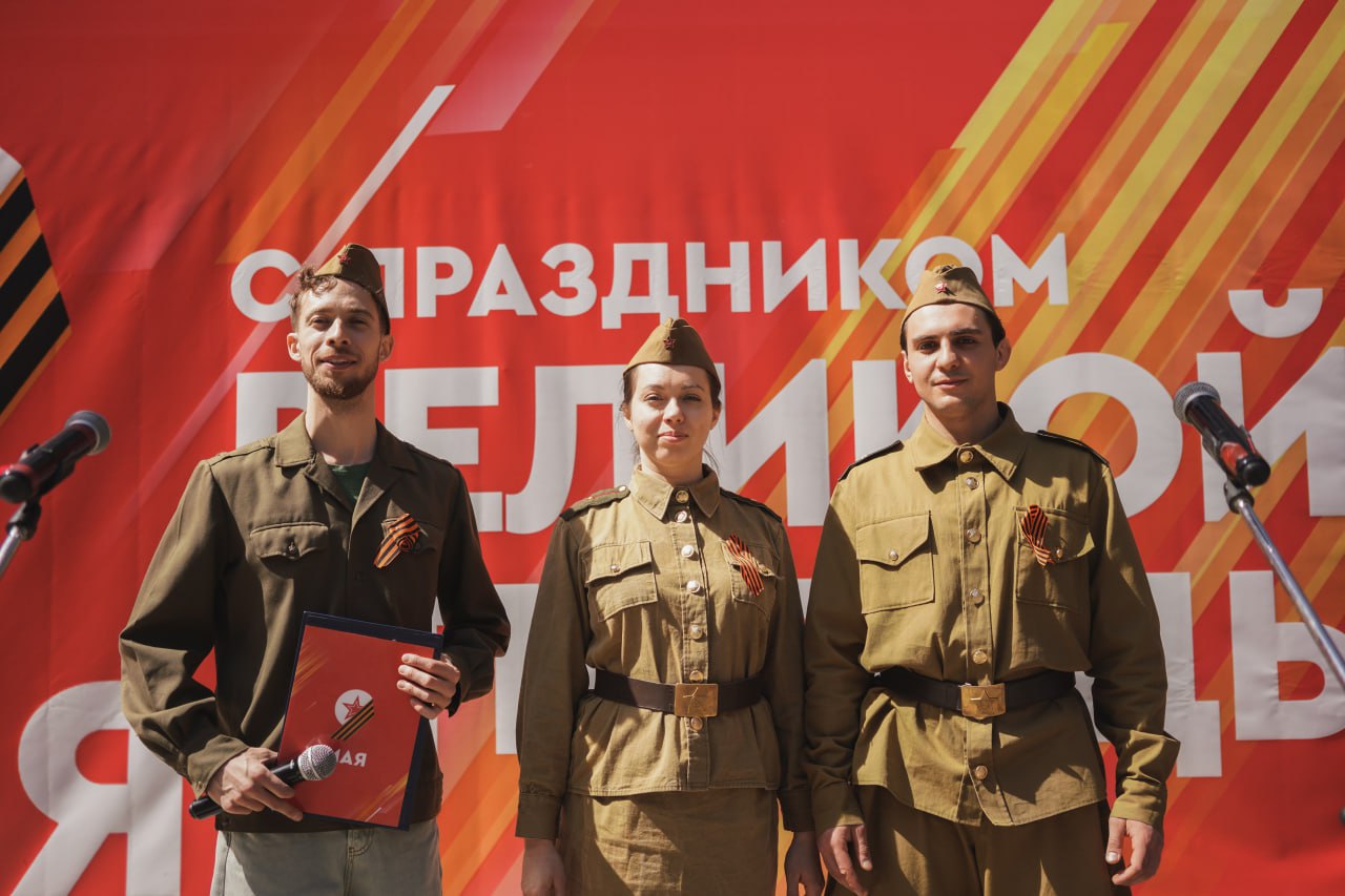 Почти 74 тысячи кузбассовцев посетили выставки, концерты, экскурсии в дни празднования Дня Победы Почти 74 тысячи кузбассовцев посетили выставки, концерты, экскурсии в дни празднования Дня Победы