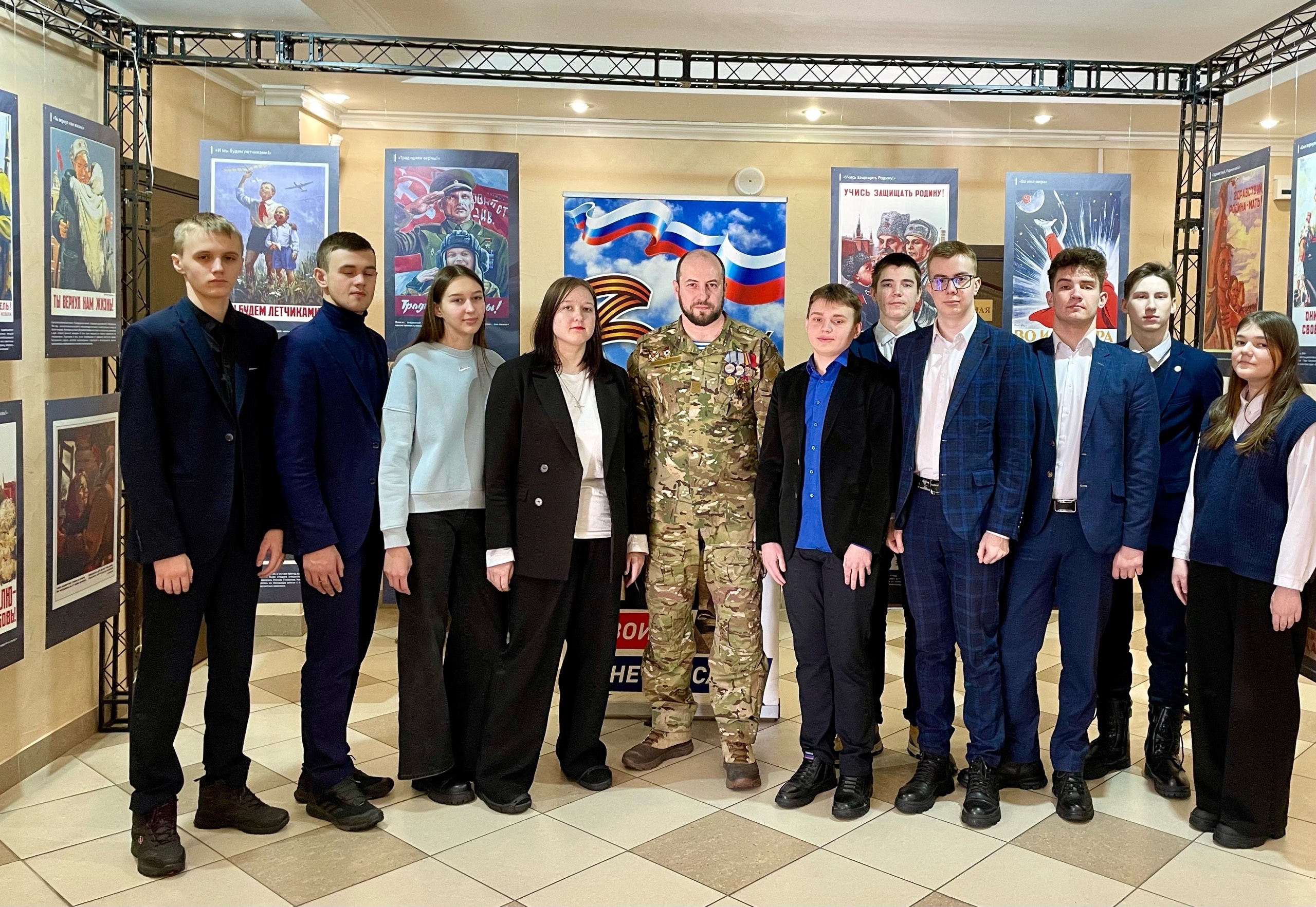 В муниципальных кинозалах Кузбасса стартовал проект «Время героев» В муниципальных кинозалах Кузбасса стартовал проект «Время героев»
