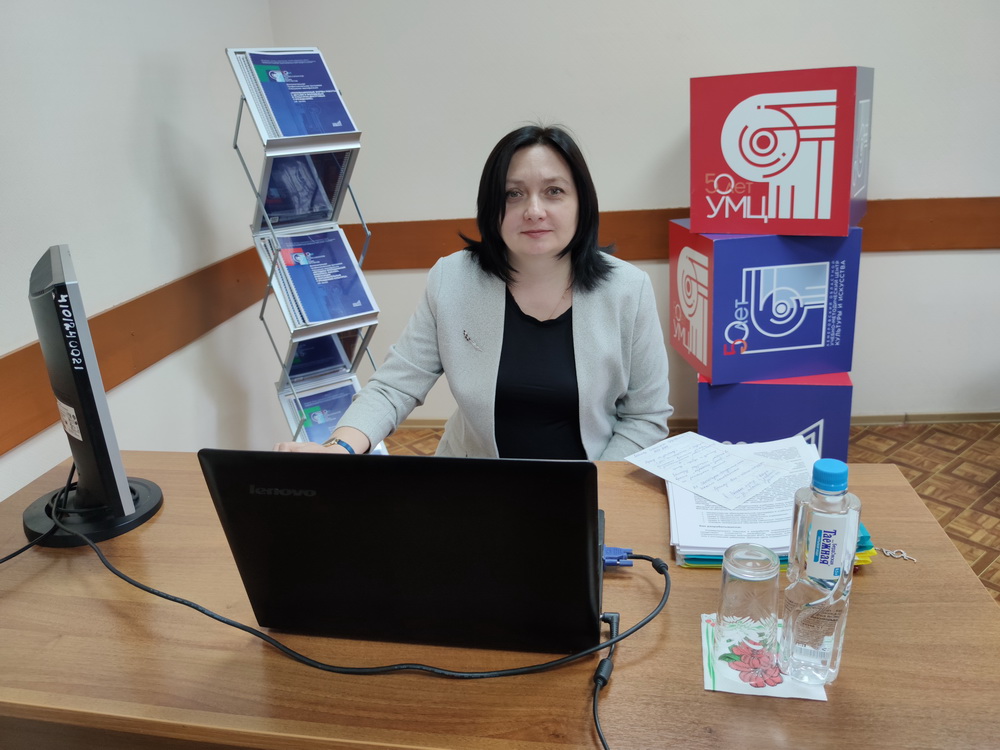 Работники учреждений культуры обсудили образовательные программы детских школ искусств в режиме онлайн Работники учреждений культуры обсудили образовательные программы детских школ искусств в режиме онлайн