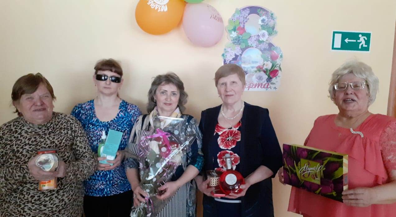 В Ленинске-Кузнецком провели поэтический конкурс для особенных читателей В Ленинске-Кузнецком провели поэтический конкурс для особенных читателей