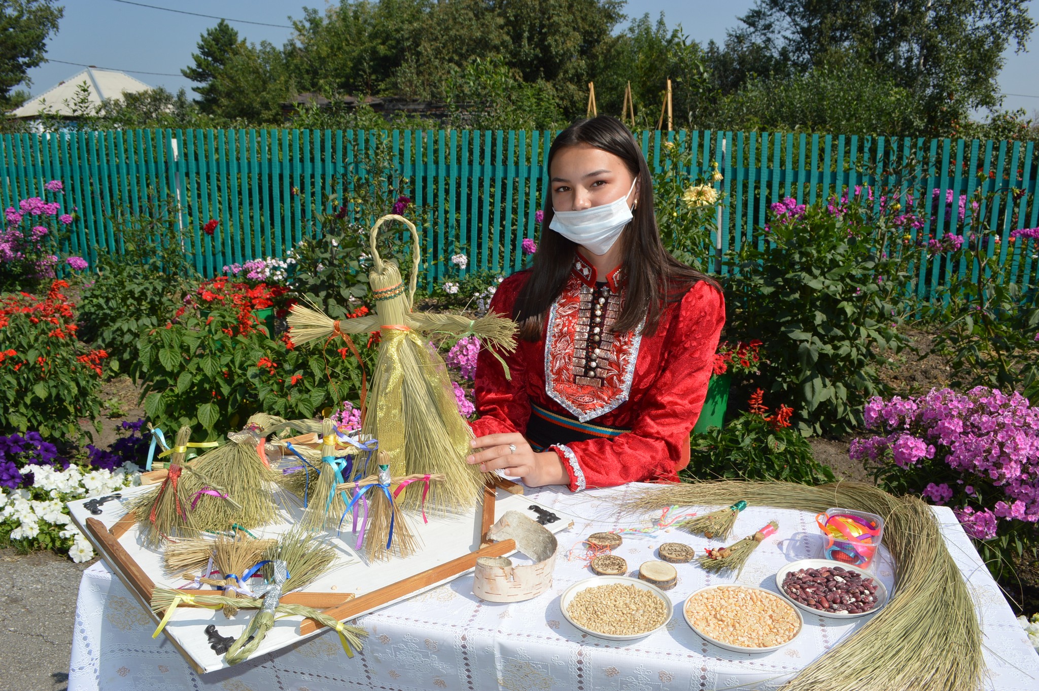 Открытие этнической площадки «Смородиновый край» Открытие этнической площадки «Смородиновый край»