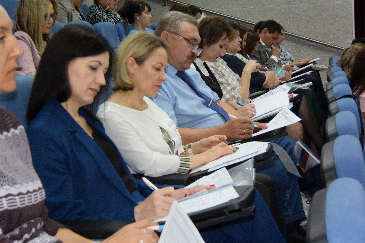 В Новосибирске проходит обучающий семинар «Реализация государственной национальной политики в субъектах Российской Федерации» В Новосибирске проходит обучающий семинар «Реализация государственной национальной политики в субъектах Российской Федерации»