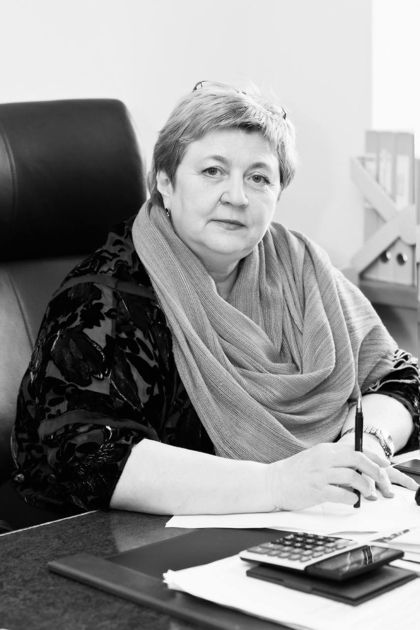 Ушла из жизни директор Музея изобразительных искусств Кузбасса Лариса Ивановна Мызина Ушла из жизни директор Музея изобразительных искусств Кузбасса Лариса Ивановна Мызина