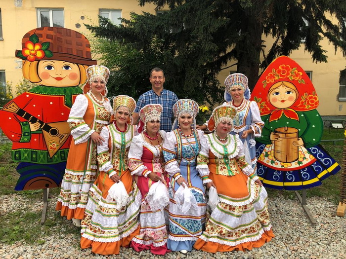 Вокальный ансамбль «Сосновские девчата» Новокузнецкого района - дважды лауреат! Вокальный ансамбль «Сосновские девчата» Новокузнецкого района - дважды лауреат!
