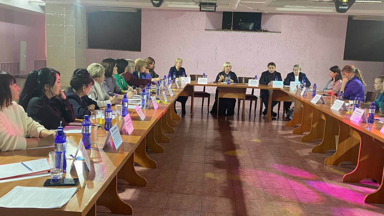 В Осинниках прошло совещание работников культуры юга Кузбасса В Осинниках прошло совещание работников культуры юга Кузбасса