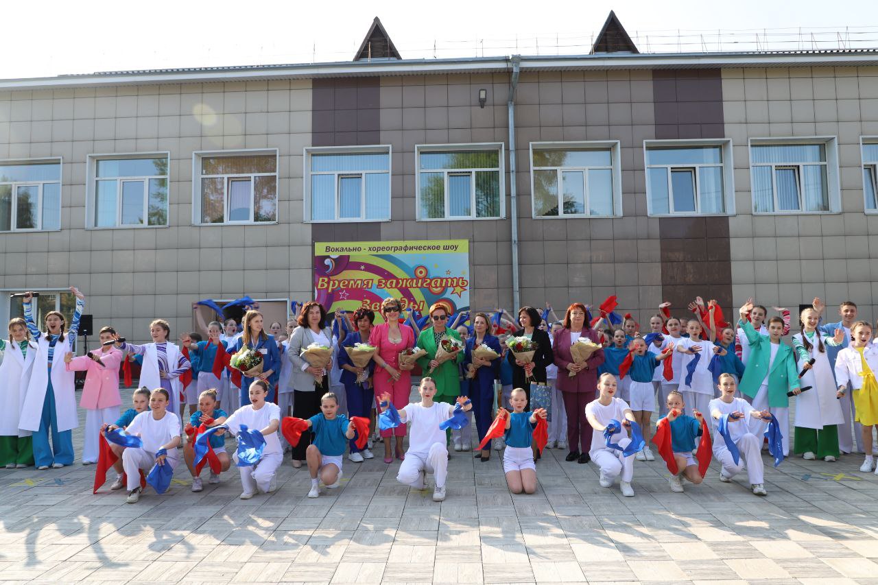  В Ленинск-Кузнецком прошёл второй этап ежегодного регионального конкурса на лучшего руководителя ДШИ «Первый среди равных» и региональный конкурс «Лучшая детская школа искусств Кузбасса»